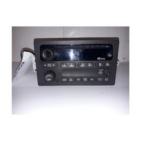 Radio/CD soitin käytetty GM Trukit 2003-2005