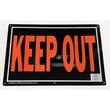 Peltikyltti Keep Out