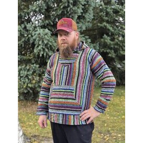  Baja-huppari Monen väriset, keskikokoiset raidat **Koko L**