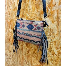 Käsilaukku Southwestern-kuvioilla ja hapsuilla