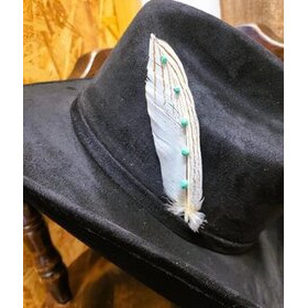 Koristesulka Hattuun - Valkoinen turkooseilla kivillä