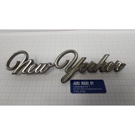 Merkki metallia 6-1/4" Chrysler New Yorker 1976-1978
