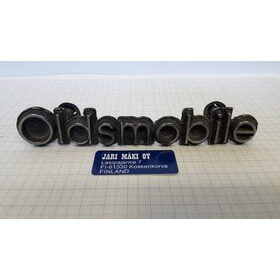 Merkki metallia maskiin Oldsmobile 1978-1979