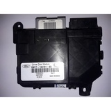 Ovenohjainlaite käytetty vasen Lincoln Town Car 2006-2008