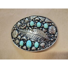 Vyönsolki sulkakuvioitu turkooseilla kivIllä