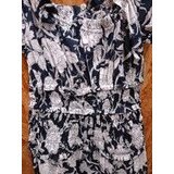 Naisten kukallinen mekko