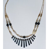 Onyx -setti (kaulakoru ja korvakorut)