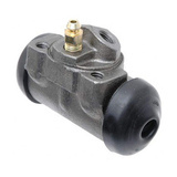 Takajarrusylinteri vasen 7/8" Ford Mustang 1967-1972