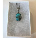 Turquoise kivi - riipus hopeaketjulla