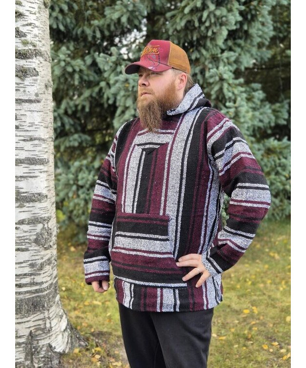  Baja-huppari Musta-viininpun.-valko-raitainen **Koko XXL**