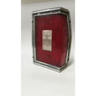 Takavalo oikea Oldsmobile