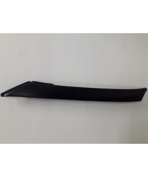 A-pilarin muovi oikea maalattava Aixam Impulsion/Vision