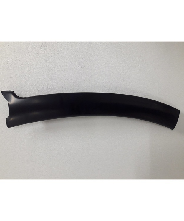 A-pilarin muovi vasen maalattava Aixam 2008-2010