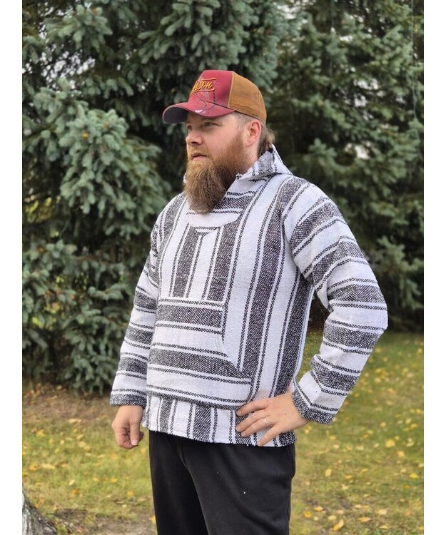 Baja-huppari Valko-musta-raitainen **Koko L / XXL**