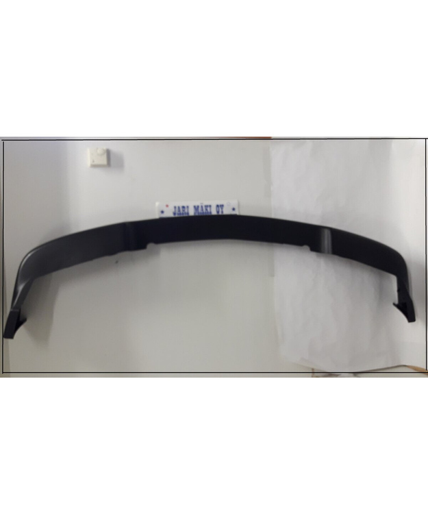 Etupuskurin päällysmuovi Chevrolet Silverado 1500/2500/3500 2001-2002