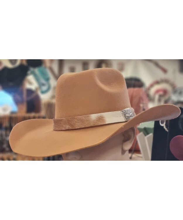 Hattupanta Lehmäntaljasta metallisoljella