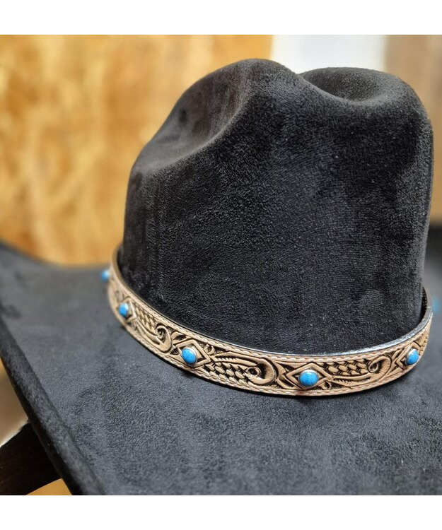 Hattupanta vaaleaa nahkaa, turkooseilla kivillä