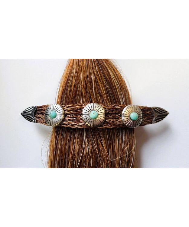 Hiussolki conchoilla, hevosen jouhea