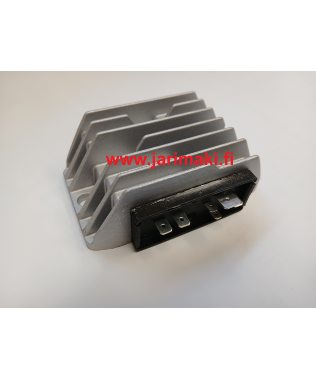 Jännitteensäädin Lombardini 30 amp