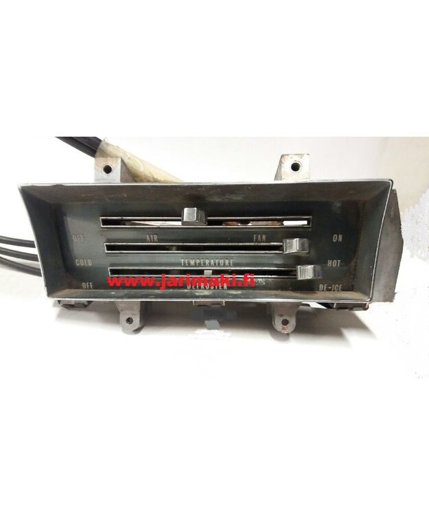 Lämmityslaitteen käyttöpaneeli käytetty Chevrolet 1967
