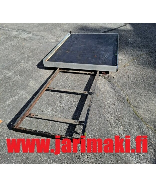 Liukulava käytetty 192cmX123cm 