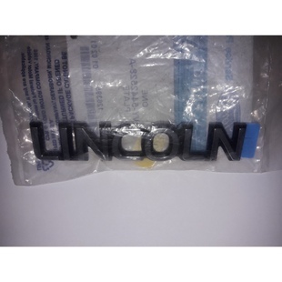 Logo etulokasuojaan Lincoln Town Car 1990-1997