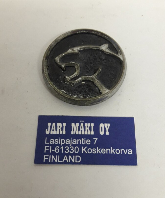 Merkki metallia "Cougar" vasen Mercury Cougar 1980