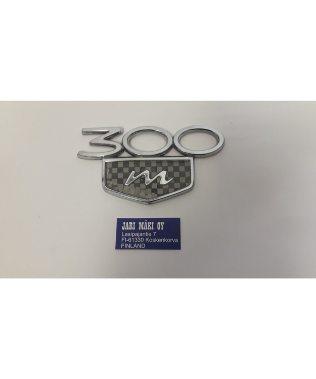 Merkki muovia Chrysler 300M 1999-2004