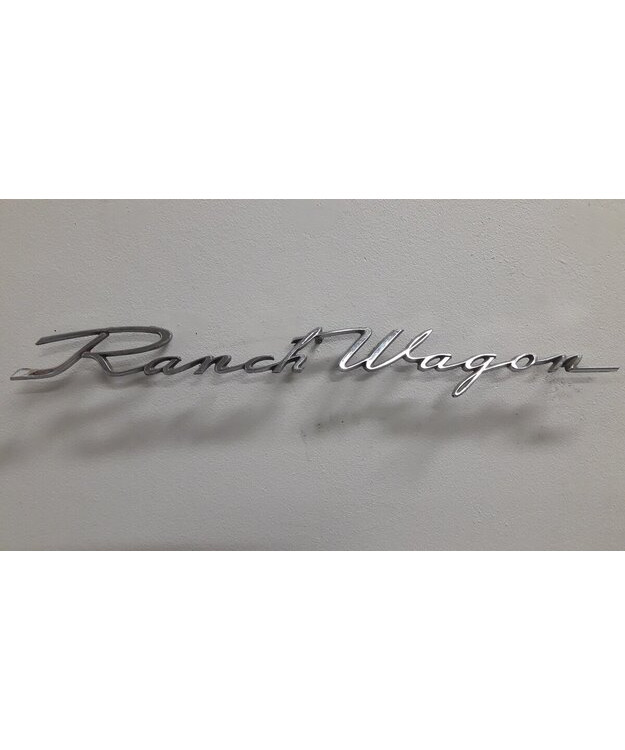 Merkki metallia 17-6/16" Ford Ranch Wagon 1962