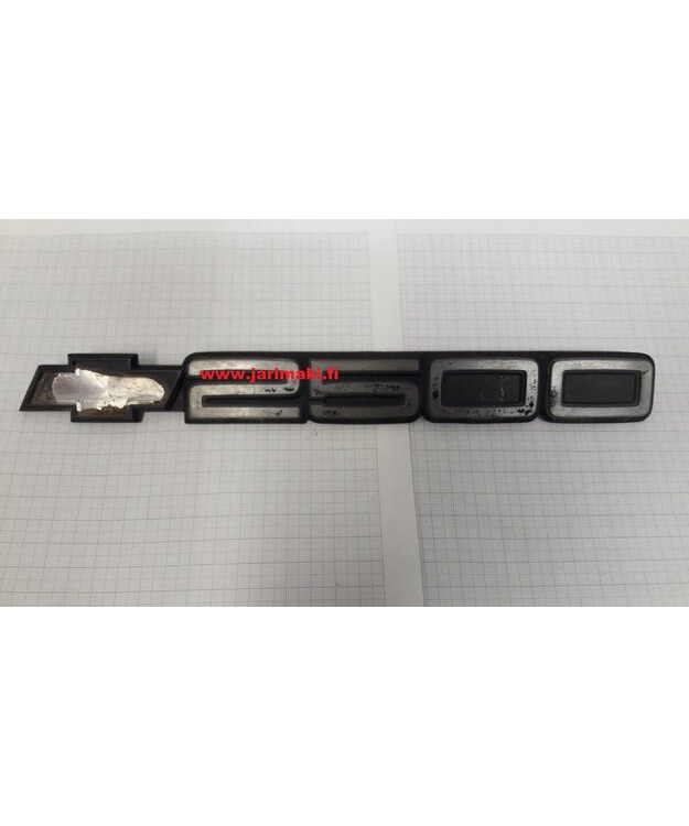 Merkki muovia 11-1/8" Chevrolet Silverado 2500 1995-1999