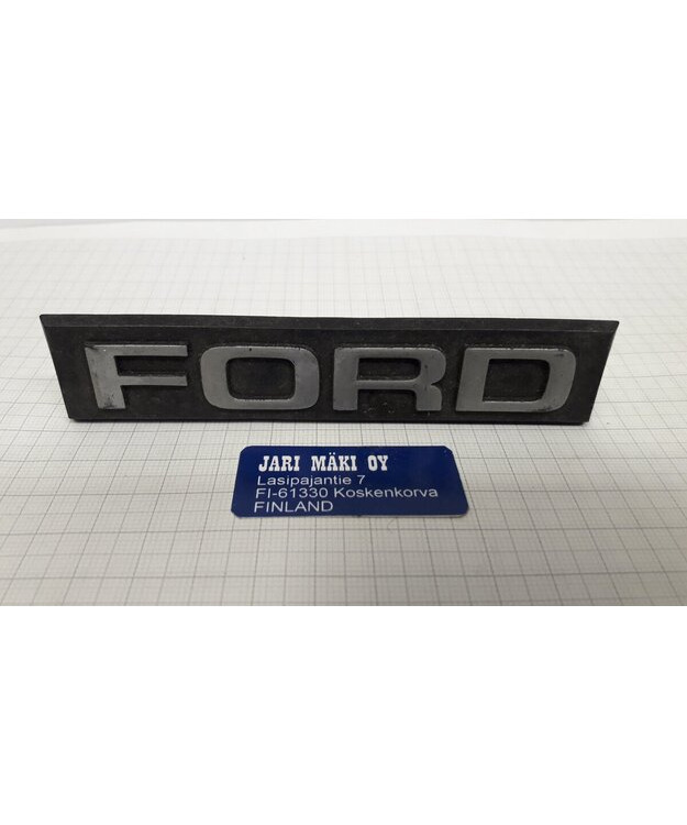 Merkki muovia 4-1/2" Ford Fairmont 1978
