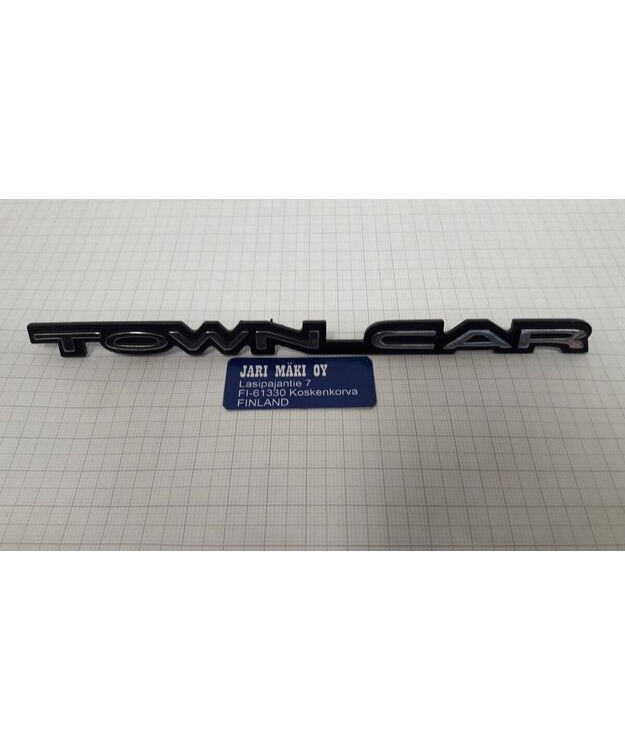 Merkki muovia 6-1/2" Lincoln Town Car 1998-2002