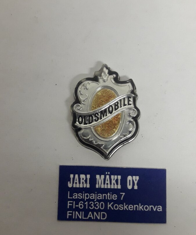 Merkki muovia lokasuojaan Oldsmobile Cutlass Ciera 1989-1992