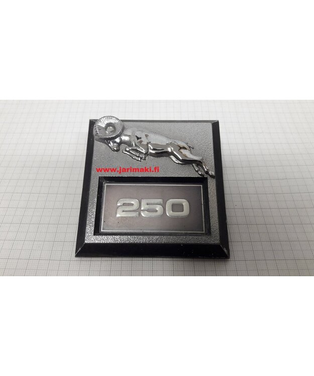 Merkki muovia vasen Dodge Ram 250 1981-1993 