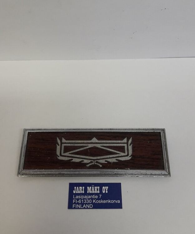 Merkki metallia oviverhoukseen Ford LTD 1977-1979