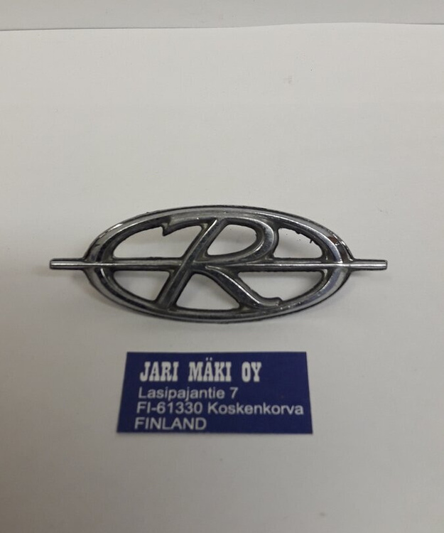 Merkki metallia sivupilarista Buick Riviera 1973