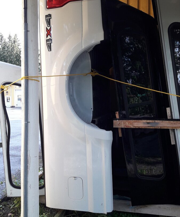 Purkuauton lava 8 jalkaa Ford F250/350 2017-2020