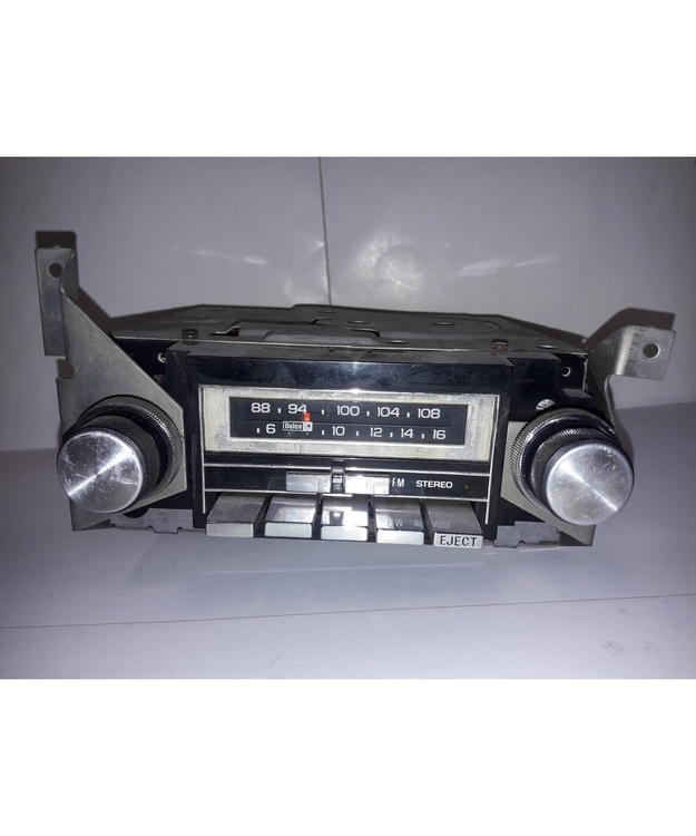 Radio/8-raita soitin käytetty GM 1977-1985