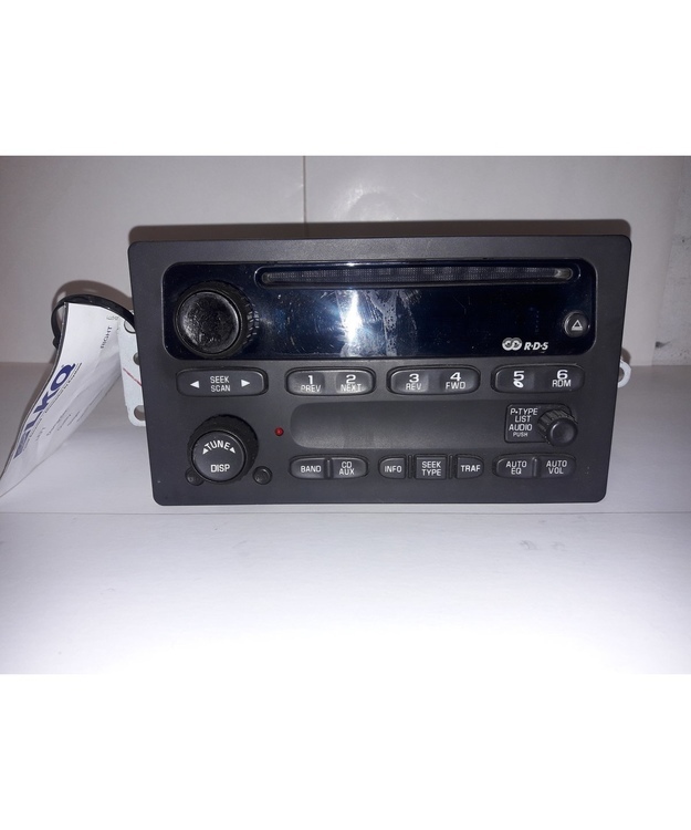 Radio/CD soitin käytetty GM Trukit 2003-2005