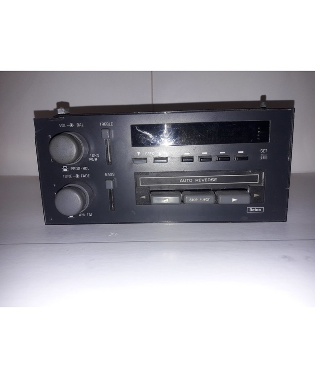 Radio/kasettisoitin käytetty GM 1989-1994