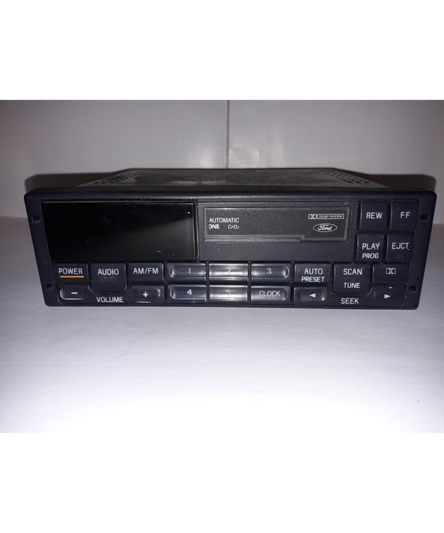 Radio/kasettisoitin Mach 460 käytetty Ford Mustang 1994-2000