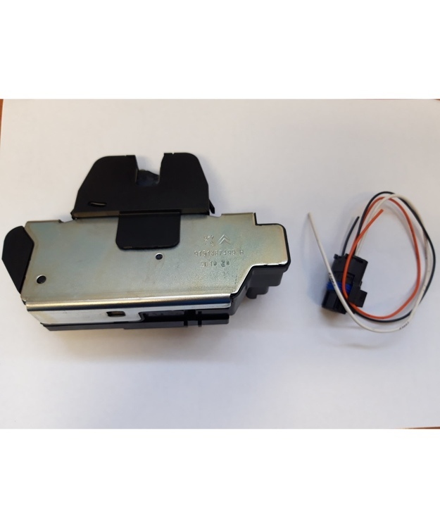 Takaluukun lukko Casalini M12